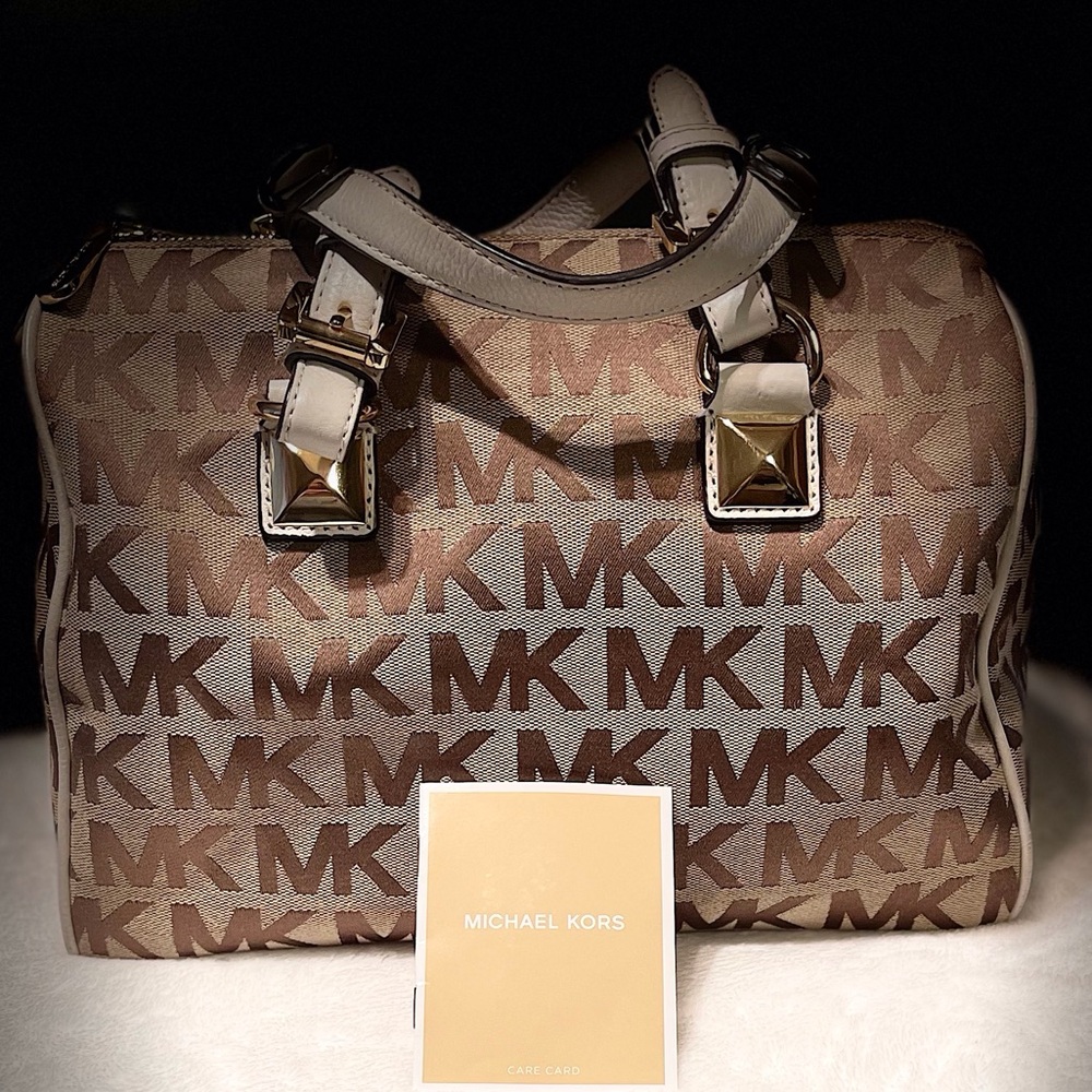 💛Michael Kors Signature “Grayson” NWOT - Picture 4 of 16